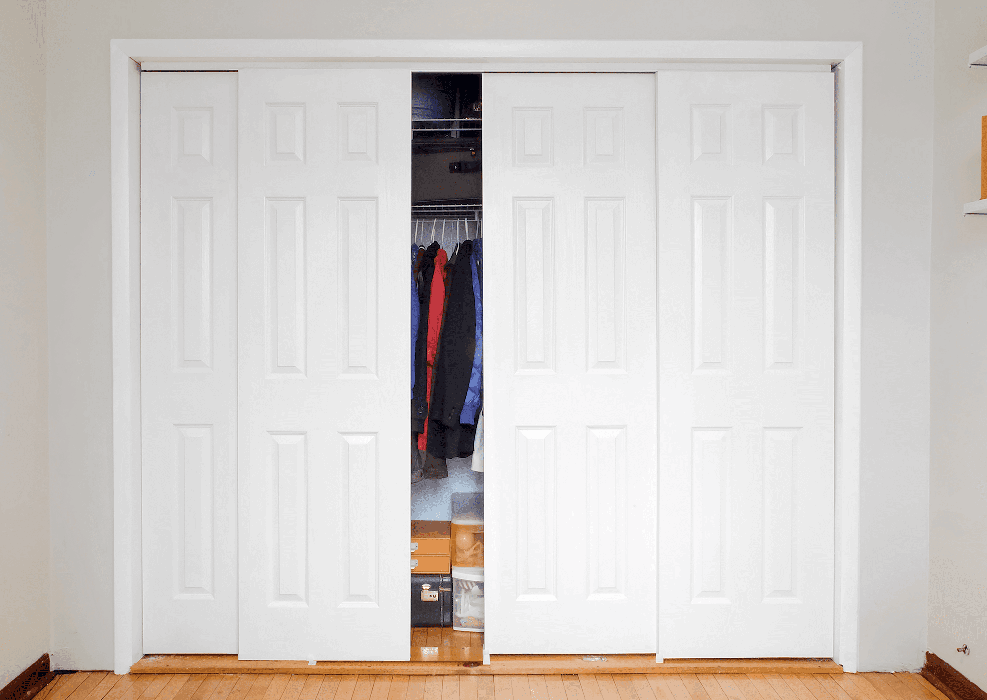 how to remove sliding closet doors