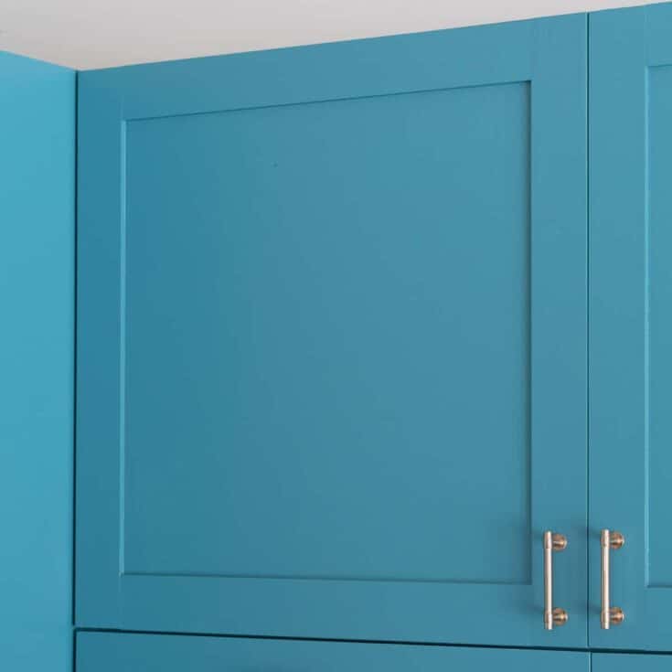 how to build shaker cabinet doors