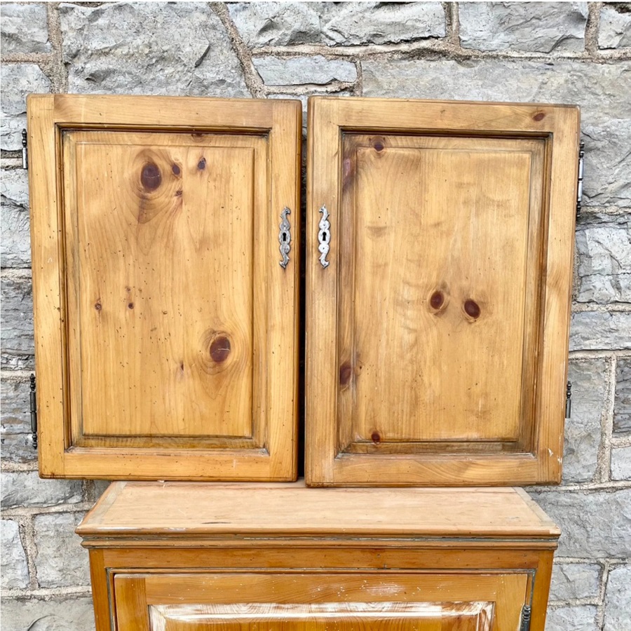 cabinet doors
