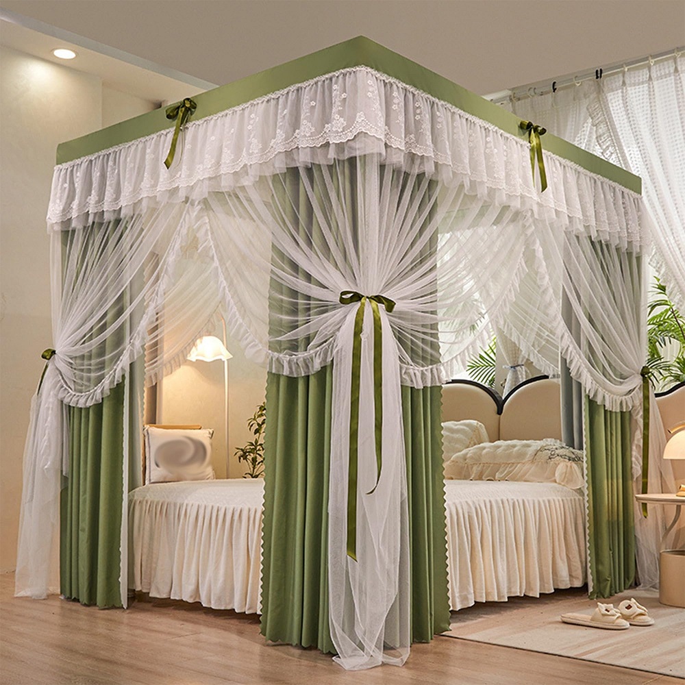 canopy bed