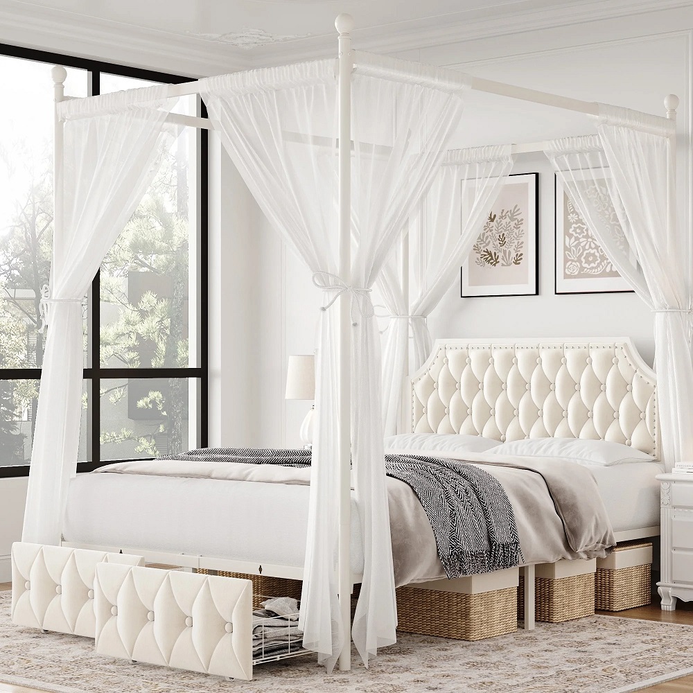 canopy bed
